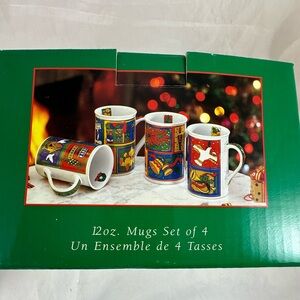 1993 Signature Housewares Christmas Classic Mugs Set of 4